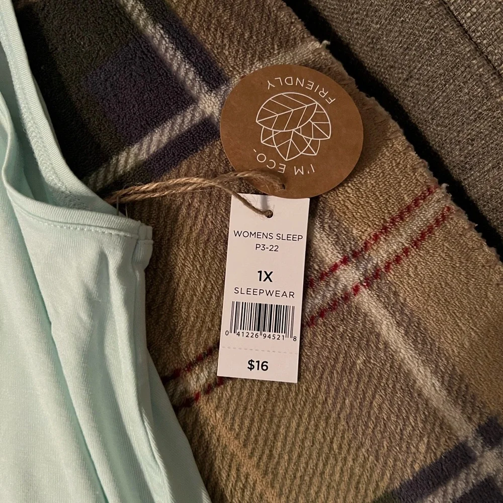 DIP Eco friendly soft stretch tank, NWT - Picture 2 of 5